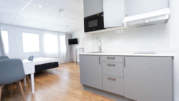 Family Studio | 1 bedroom, desk, laptop workspace, soundproofing