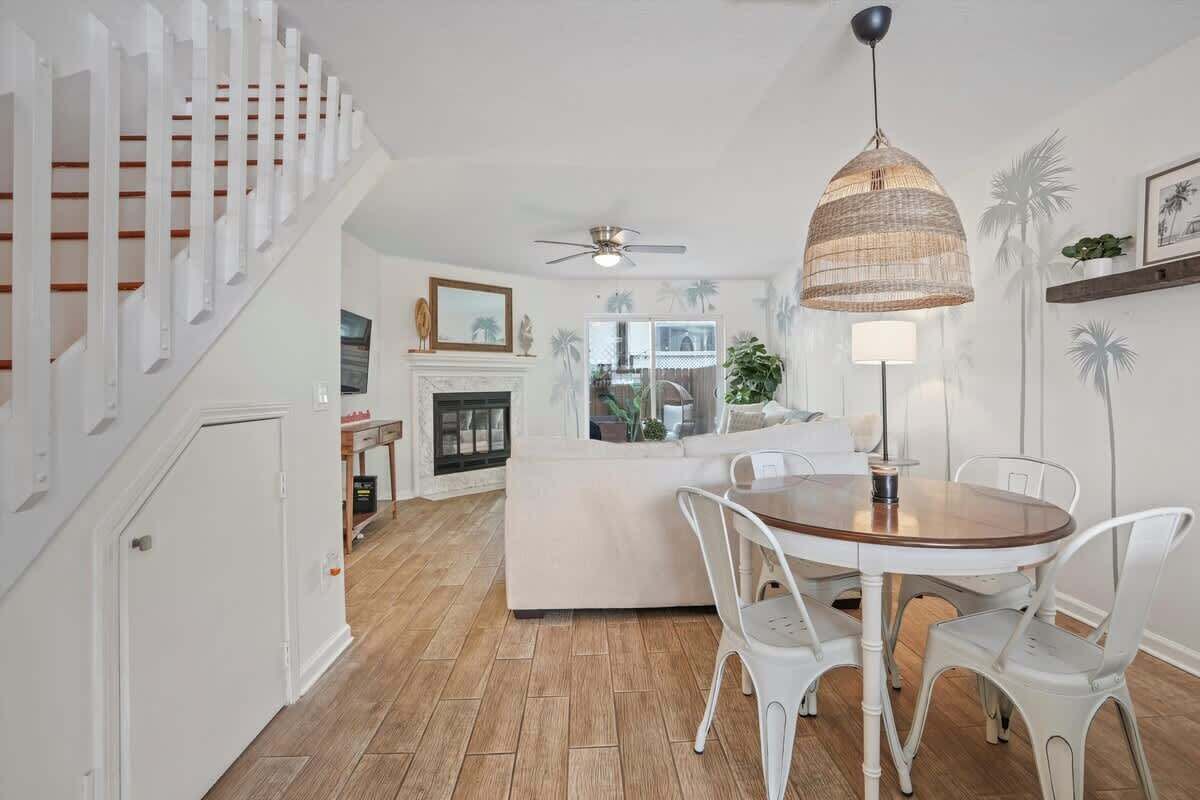 テレビ、書斎 / ワークスペース