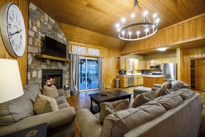 TV, fireplace, DVD player