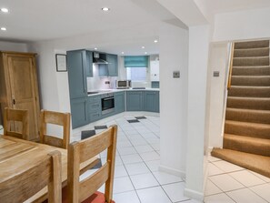 コテージ | 専用キッチン | 冷蔵庫、食器洗い機、電気ポット、トースター