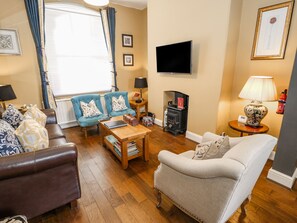 Cottage | Living room - The Townhouse (York)