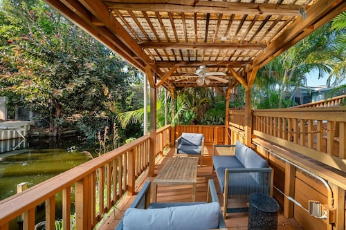 6880 Managed By Brampton Park