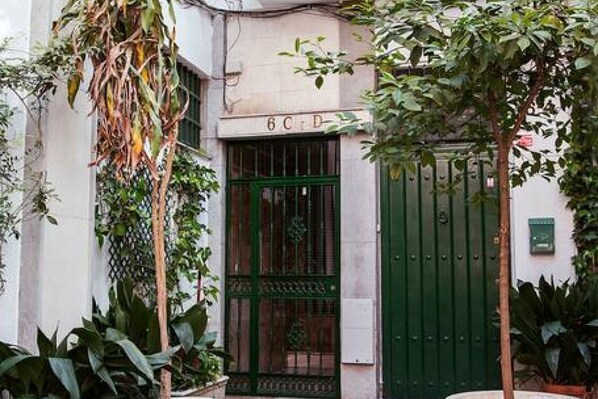 Exterior detail - Cozy apartment surrounded by palaces by RentalSevilla (Sevilla)