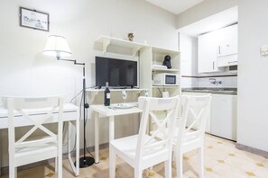 Fridge, microwave, coffee/tea maker, toaster