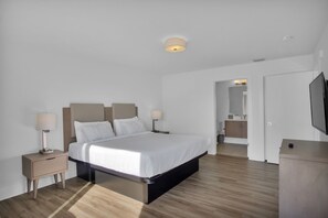 1 habitación, tabla de planchar con plancha y wifi 