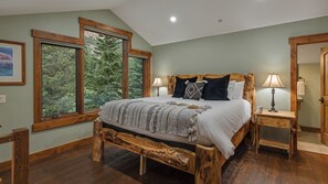 6 bedrooms, iron/ironing board, free WiFi, bed sheets