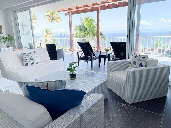 スマートテレビ、書斎 / ワークスペース