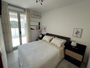 1 bedroom, desk, iron/ironing board, travel cot - Elegance 103 one bedroom near the beach (La Vila Joiosa)