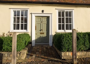 Exterior detail - Entire Cottage in Picturesque Village (Linton)