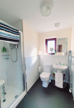 Bruser, håndklæder, Toiletpapir