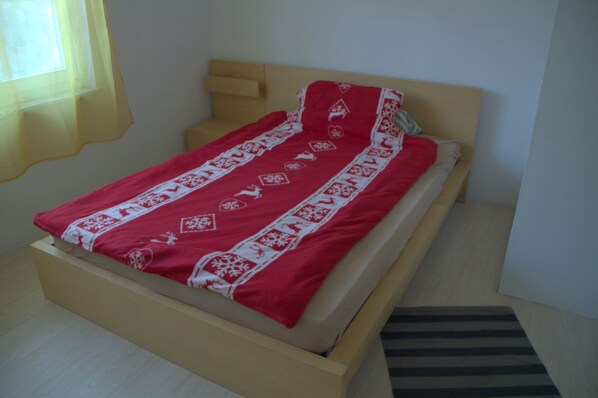 2 habitaciones, wifi gratis y ropa de cama 