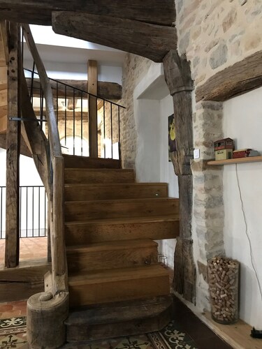 Large 14th century winemakers house