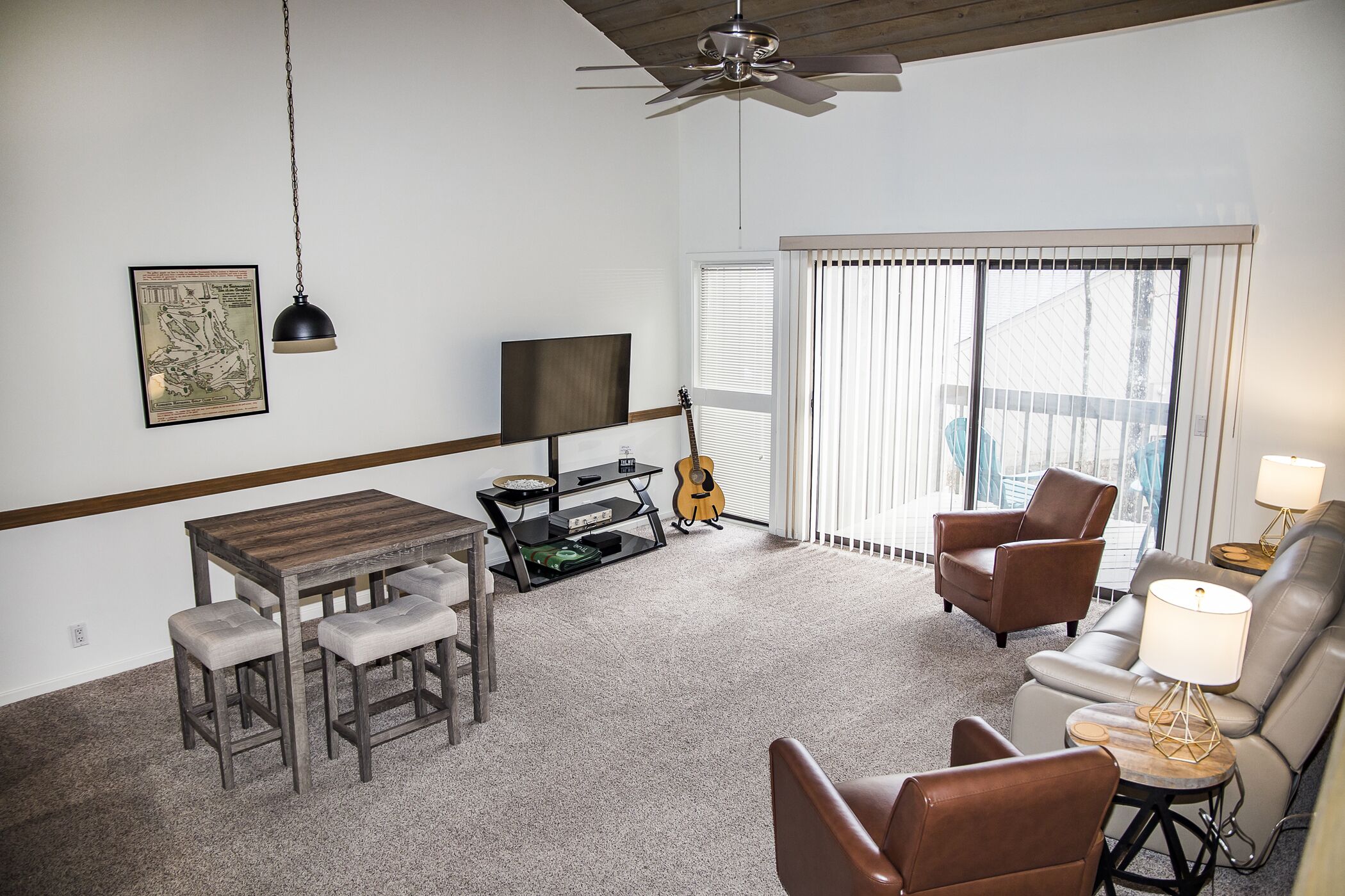 Televisión y reproductor de DVD 