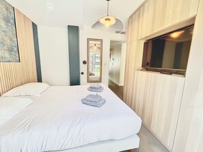 2 sovrum, strykjärn/strykbräda, resesäng och wi-fi