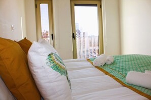 1 chambre, fer et planche à repasser, lit parapluie, Wi-Fi gratuit