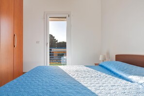 2 Schlafzimmer, BĂŒgeleisen/BĂŒgelbrett