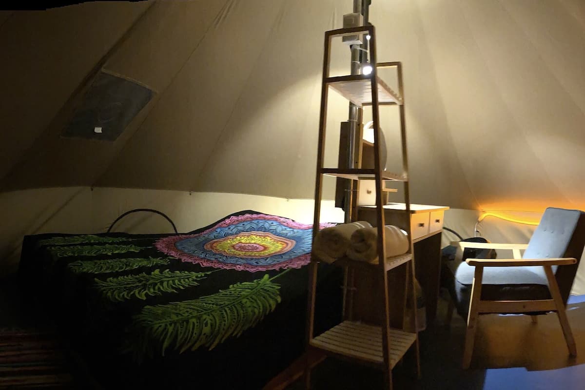 Tenda Deluks | Busa memori