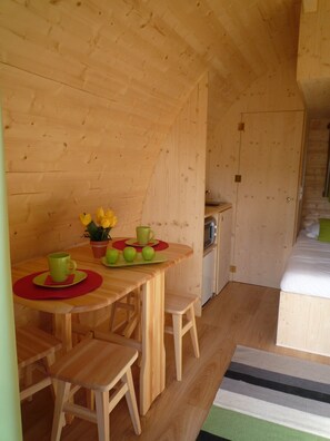 Dining - Forest cabin (Chamberet)