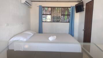 Classic Cabin | 1 bedroom, laptop workspace, free WiFi, bed sheets