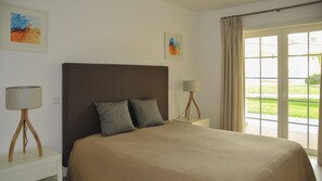 3 bedrooms, Internet - Praia Del Rey ByPoolSea (Amoreira)