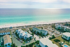 Exterior - Miramar Beach Condo: Pool, Hot Tub, Beach (Miramar Beach)