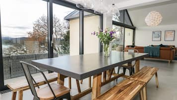 Cottage | Private kitchen | Fridge, dishwasher, electric kettle, toaster