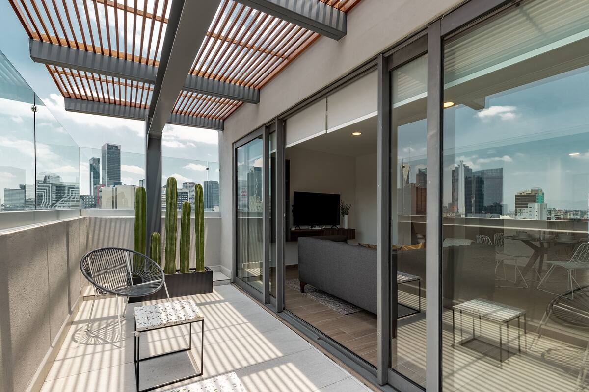 Premier Double Room | Balcony