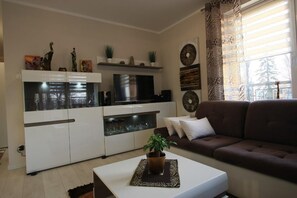 TV, stereo