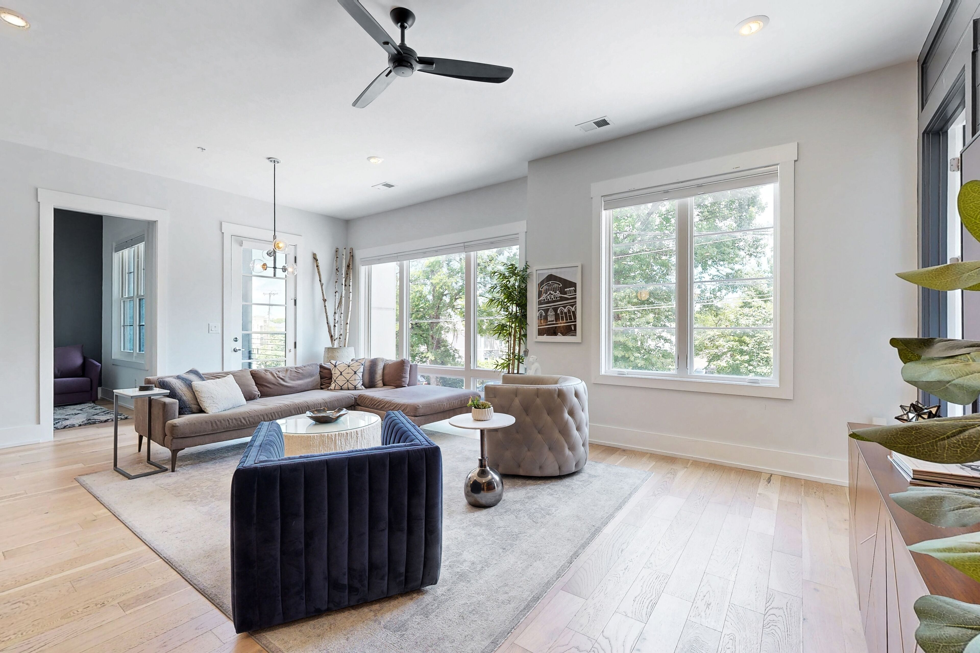 Brio West End | Luxe Corner Unit | Stroll to Dining & Centennial Park