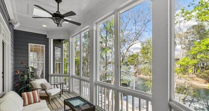 Beautiful Deep Water - Hot Tub, Fire Pit, Boathouse on Lake Gaston! Exceptional!