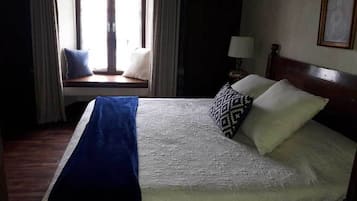 Rumah Keluarga, 4 kamar tidur | 4 kamar tidur, selimut bulu angsa, dan Wi-Fi gratis