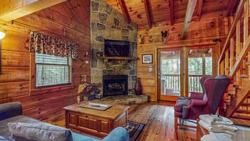 TV, fireplace, stereo