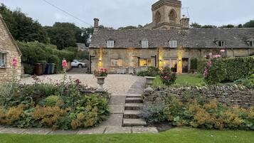 Hus | 3 soverom, sengetøy i egyptisk bomull og wi-fi