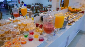 Desayuno buffet incluido todos los días