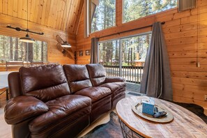 TV, peis og fotballspill