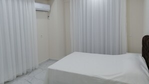 Standard Condo, 1 Bedroom | Hypo-allergenic bedding available, desk, laptop workspace