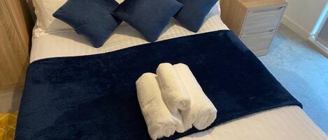 2 Schlafzimmer, Bügeleisen/Bügelbrett, kostenloses WLAN, Bettwäsche