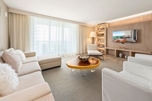 Smart-tv, videospelletjes, een dvd-speler en tafelvoetbal