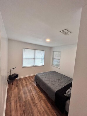 3 bedrooms, WiFi