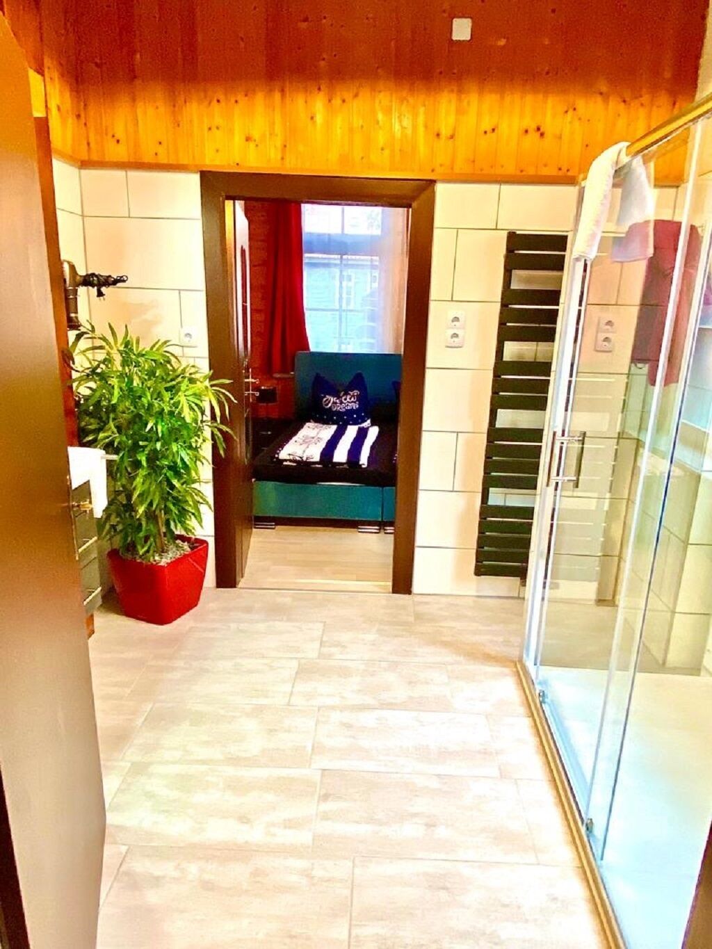 2 Schlafzimmer, Zimmersafe, schallisolierte Zimmer