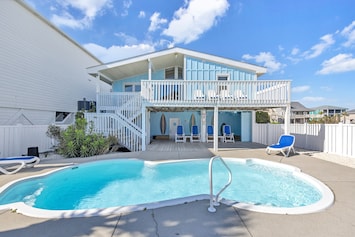 Image of The Starfish Cottage | Private Pool & Ocean Views | Stroll 1 Minute to Beach