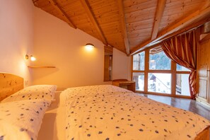 2 quartos, Wi-Fi de cortesia, roupa de cama