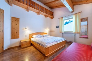 2 chambres, Wi-Fi gratuit, draps fournis