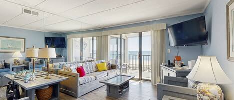 Televisión, reproductor de DVD y libros