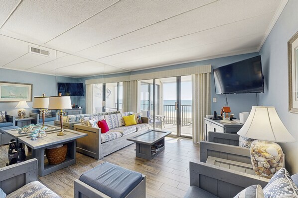 Televisión, reproductor de DVD y libros 