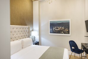 Habitación Deluxe, sin ventanas | Ropa de cama de alta calidad y edredones de plumas
