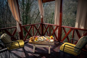 Classic Tree House | View from room