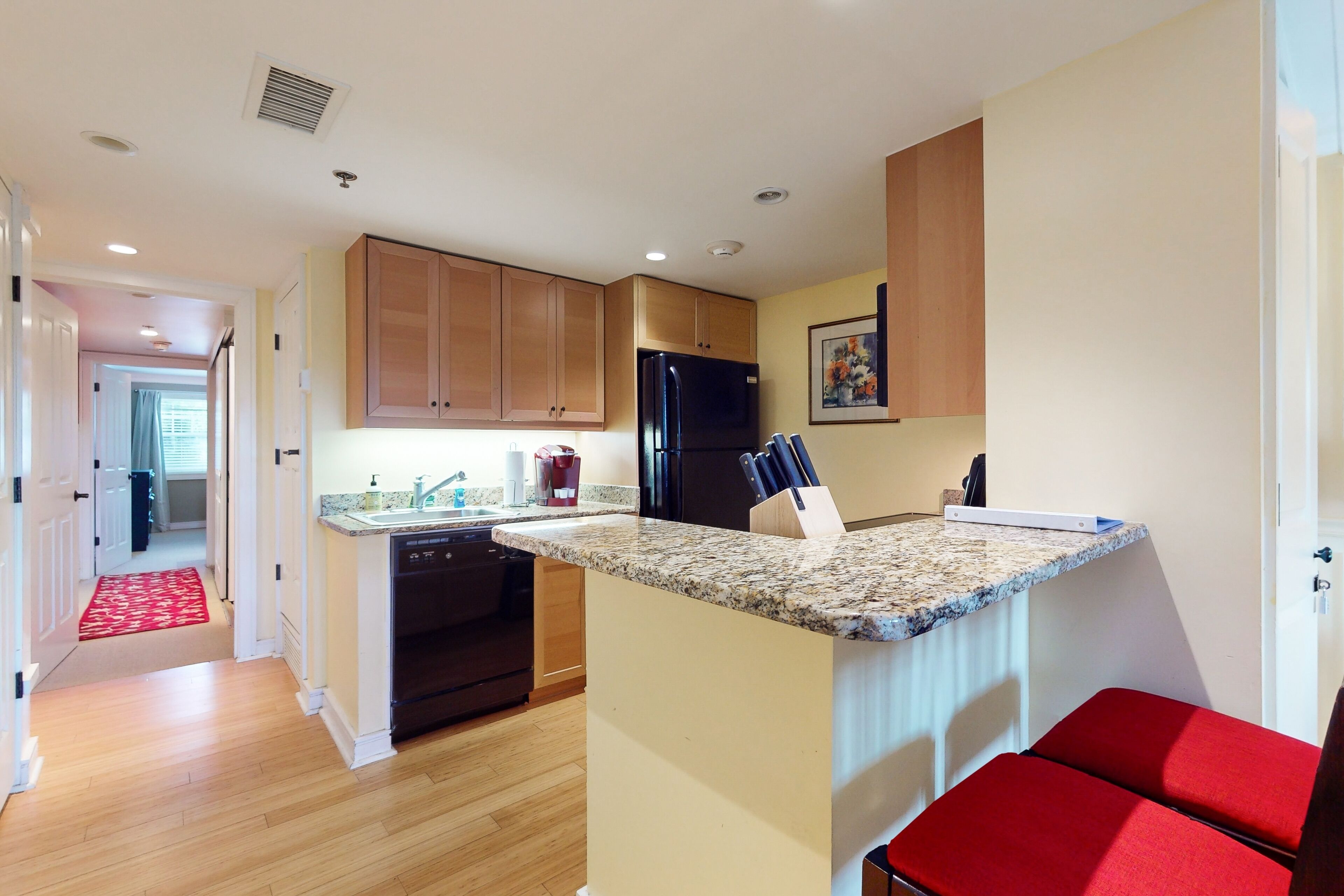 冰箱、微波炉、烤箱、洗碗机