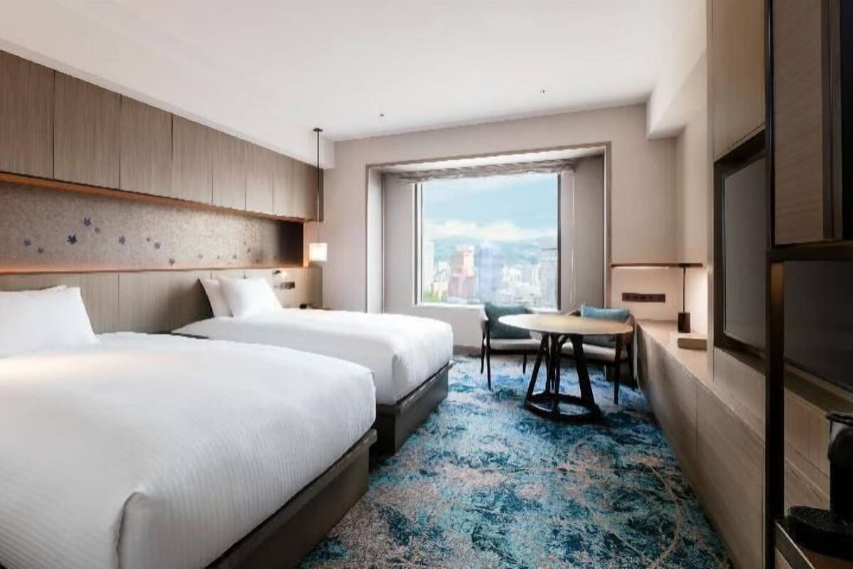 In-room safe, desk, laptop workspace, blackout curtains