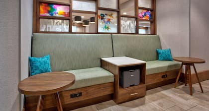 Hampton Inn By Hilton Paris